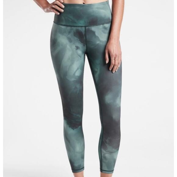 Athleta Elation Printed 7/8 Tight Legging in Marine Dark Women's XS - Picture 1 of 10